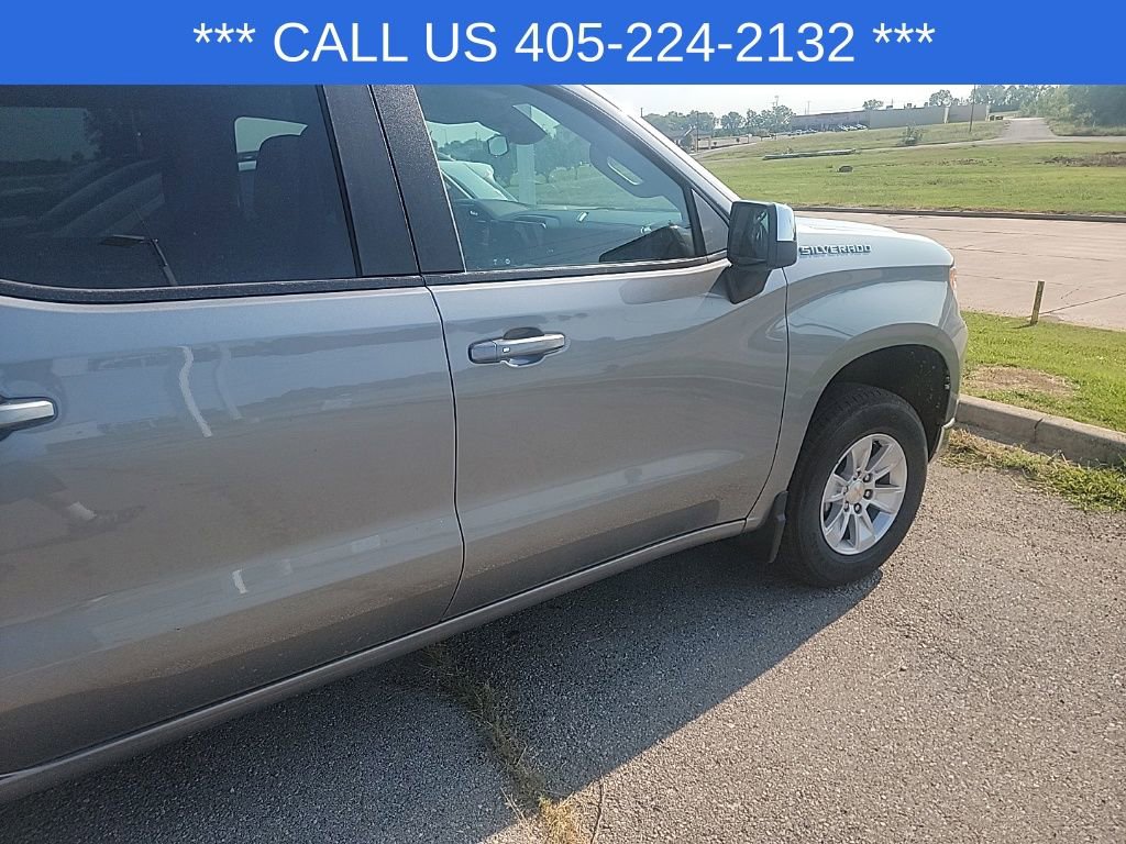 2025 Chevrolet Silverado 1500 LT photo 22