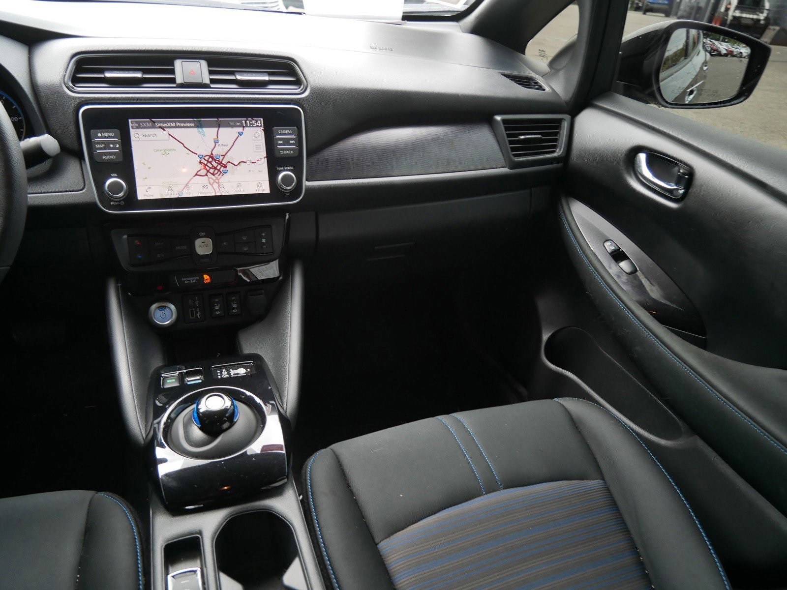 2025 Nissan Leaf SV Plus photo 13