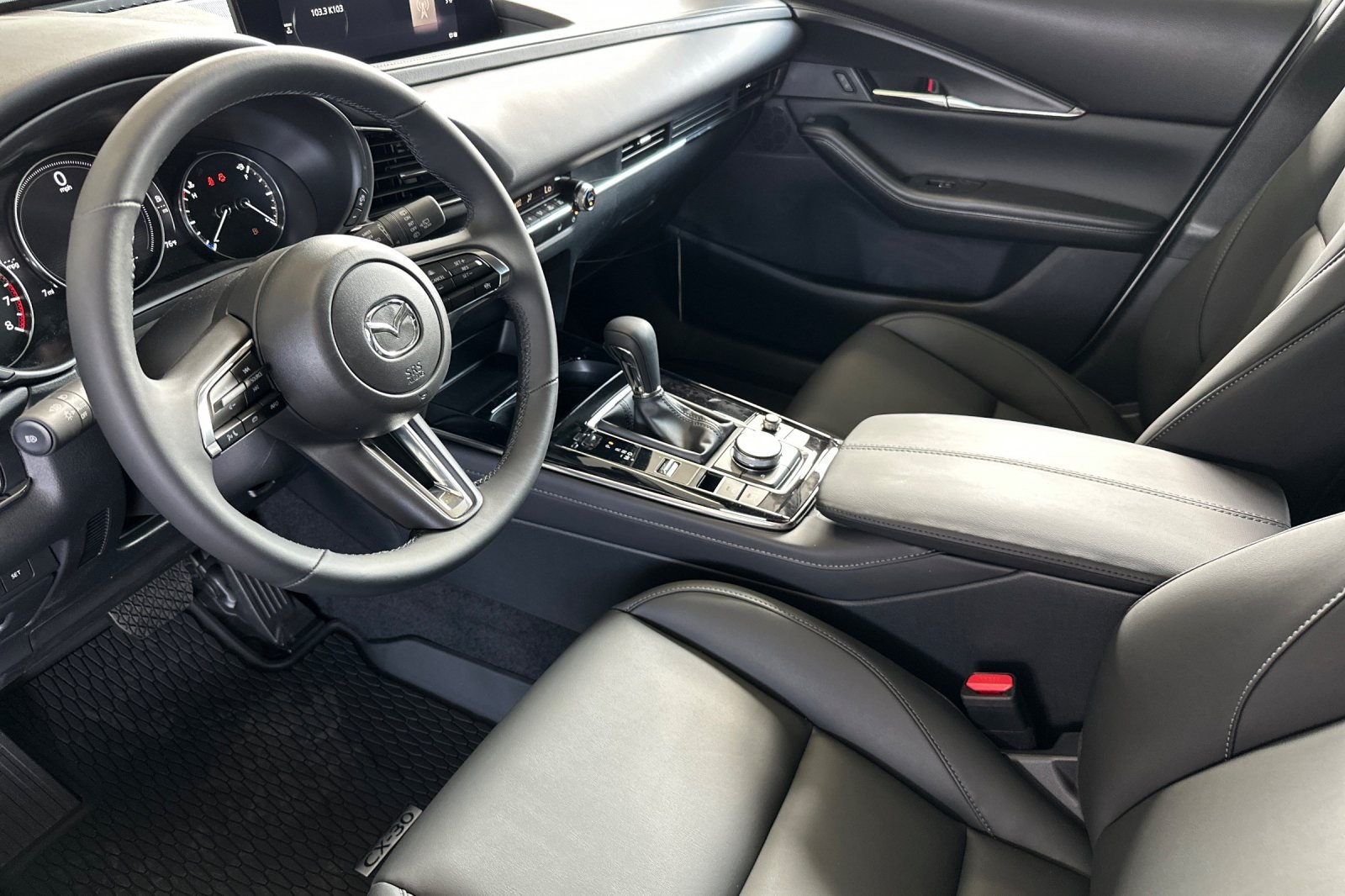 2025 Mazda CX-30 2.5 S Preferred photo 10