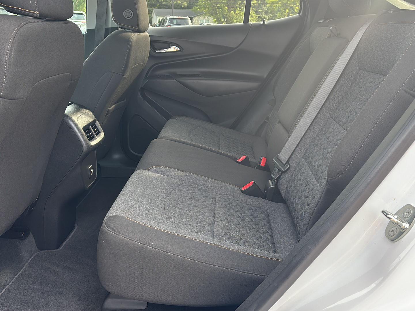 2022 Chevrolet Equinox LT photo 9