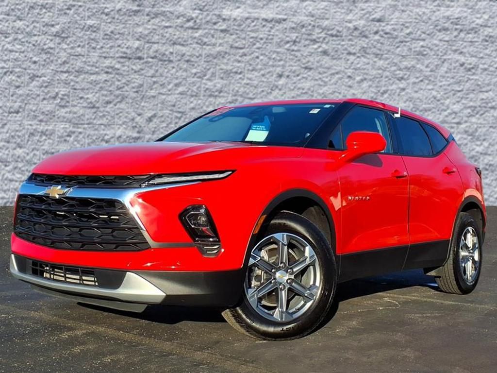 2025 CHEVROLET BLAZER - Image 3