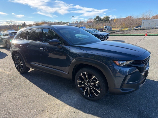 2026 Mazda CX-50 Premium's photo