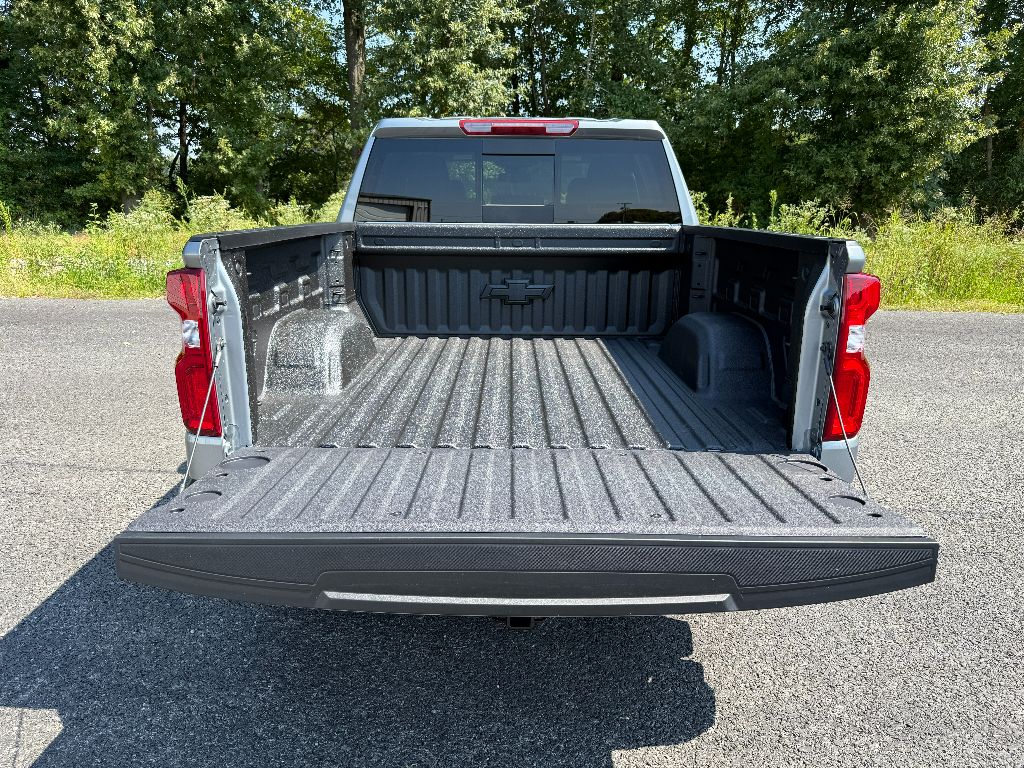 2026 Chevrolet Silverado 1500 RST photo 6