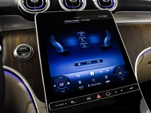 2026 Mercedes Benz GLC 300 photo 25