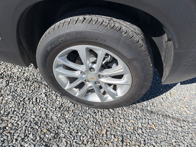 2026 Chevrolet Trailblazer LS photo 3