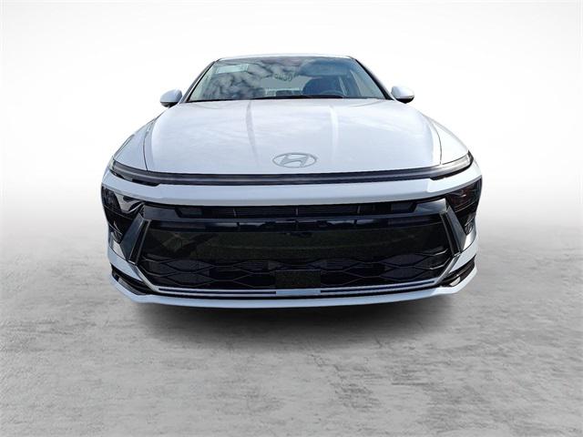 2026 Hyundai Sonata SEL Sport photo 2