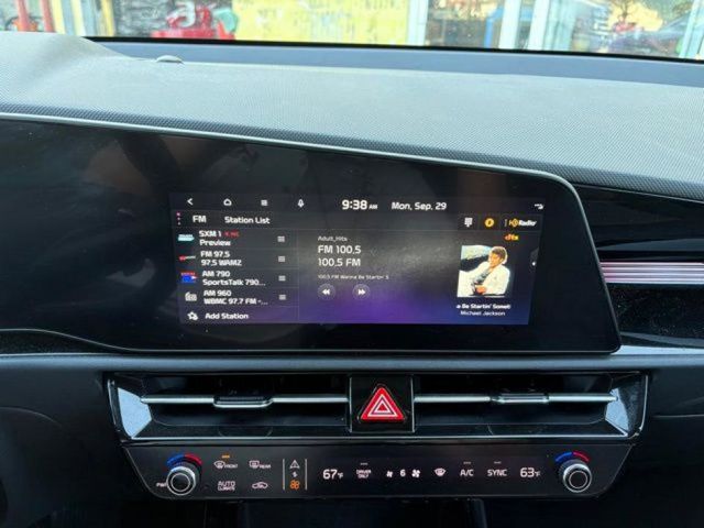 2024 Kia Niro EX photo 14