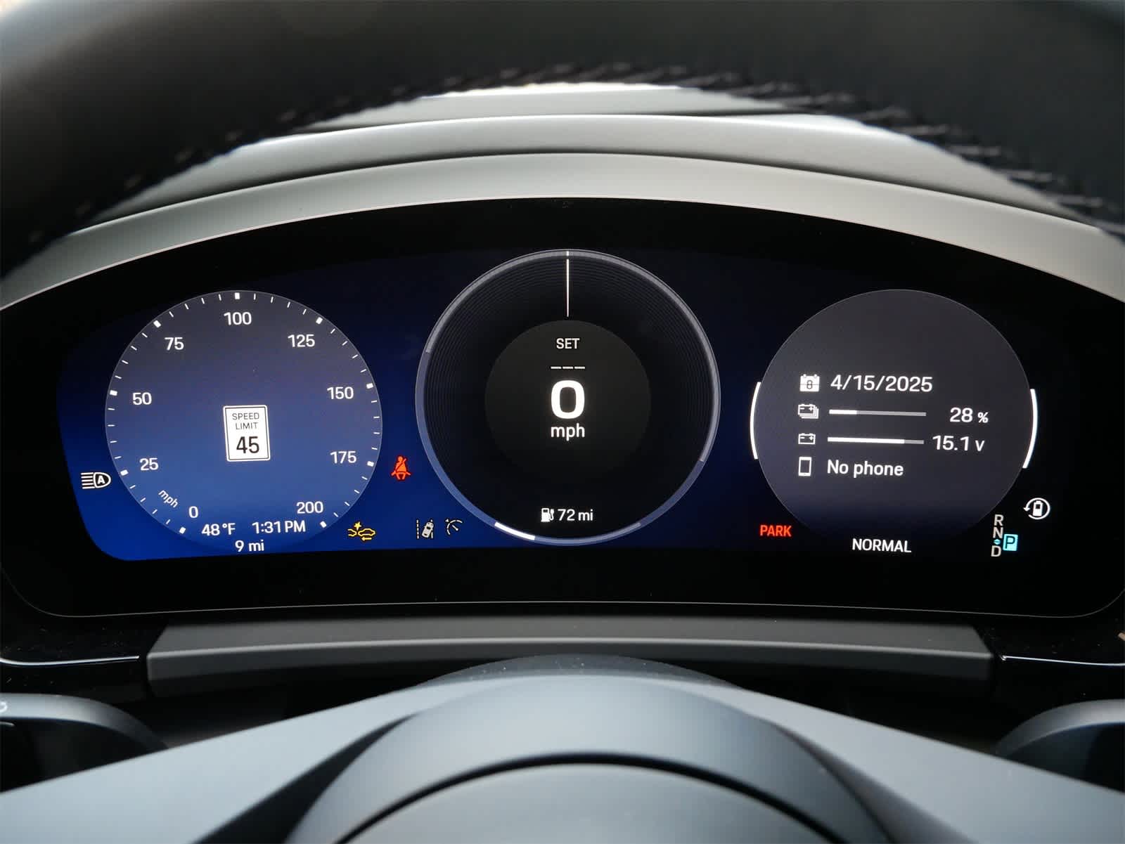 2025 Porsche Macan Electric photo 12