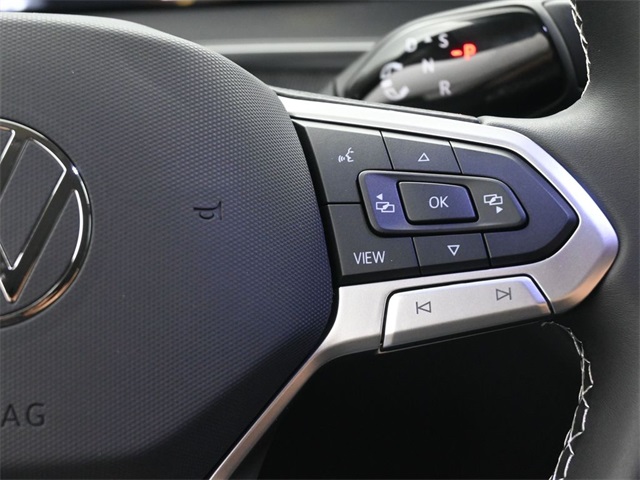 2025 Volkswagen Tiguan S photo 2