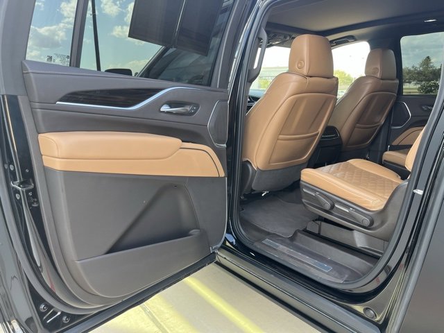 2023 Cadillac Escalade ESV Premium Luxury photo 20