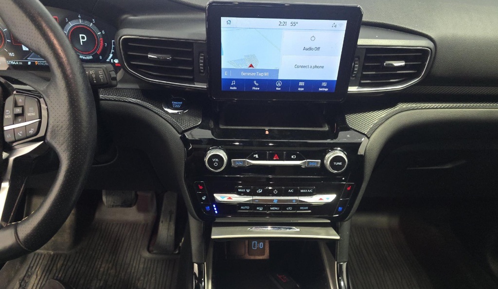 2022 Ford Explorer ST photo 6