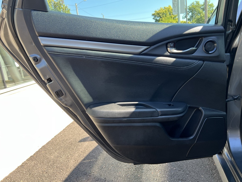 2018 Honda Civic EX-L photo 23