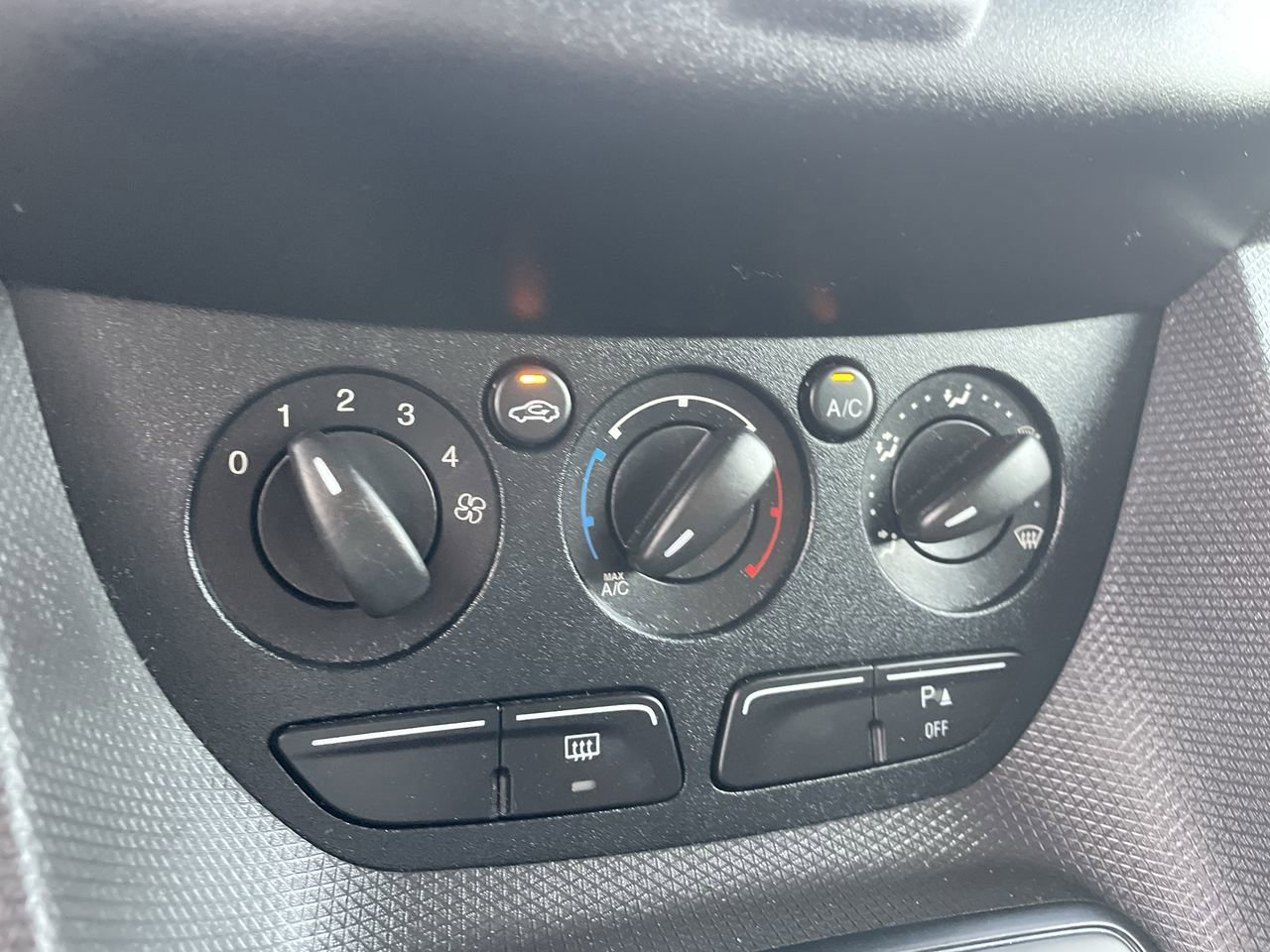2017 Ford Transit Connect XL Passenger Van photo 21