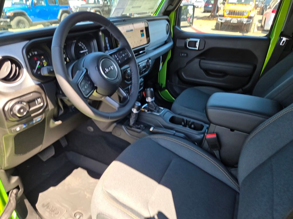 2025 Jeep Wrangler 4xe Willys photo 7