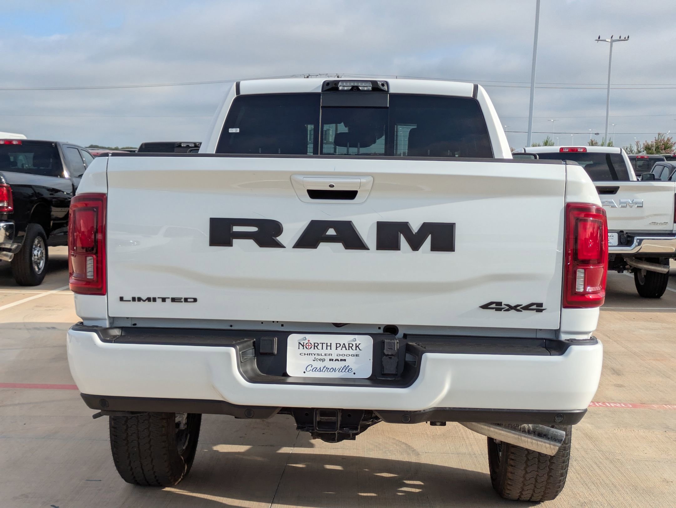 2026 Ram 2500 Limited photo 4