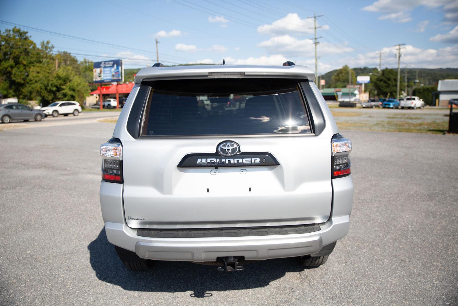 2024 Toyota 4Runner TRD photo 4
