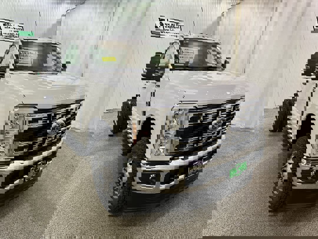 New 2025 OXFORD WHITE Ford XL image 3