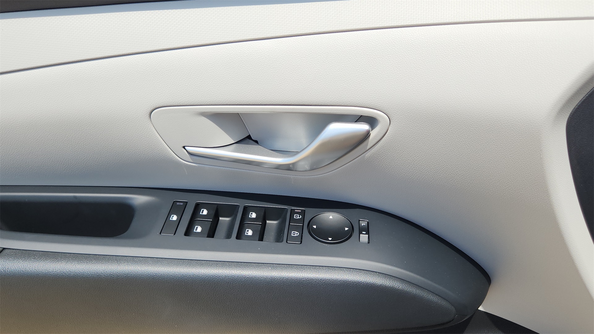 2025 Hyundai Tucson SEL photo 14