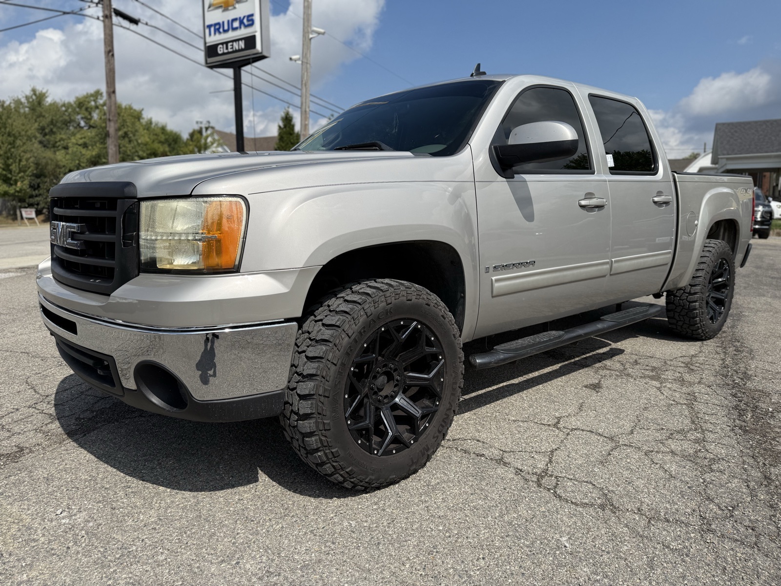 2007 Gmc Sierra 1500 SLT photo 2