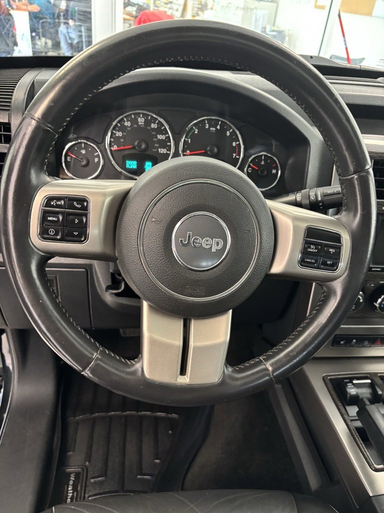 2012 Jeep Liberty Limited Jet photo 7