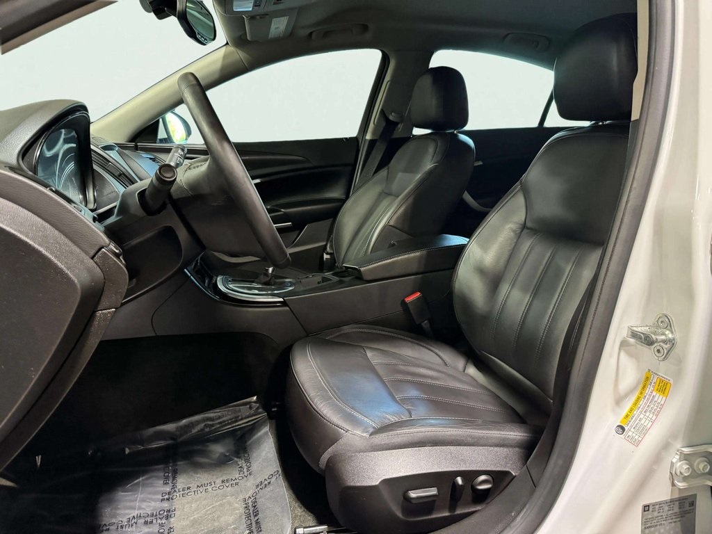 2017 Buick Regal Premium II photo 22