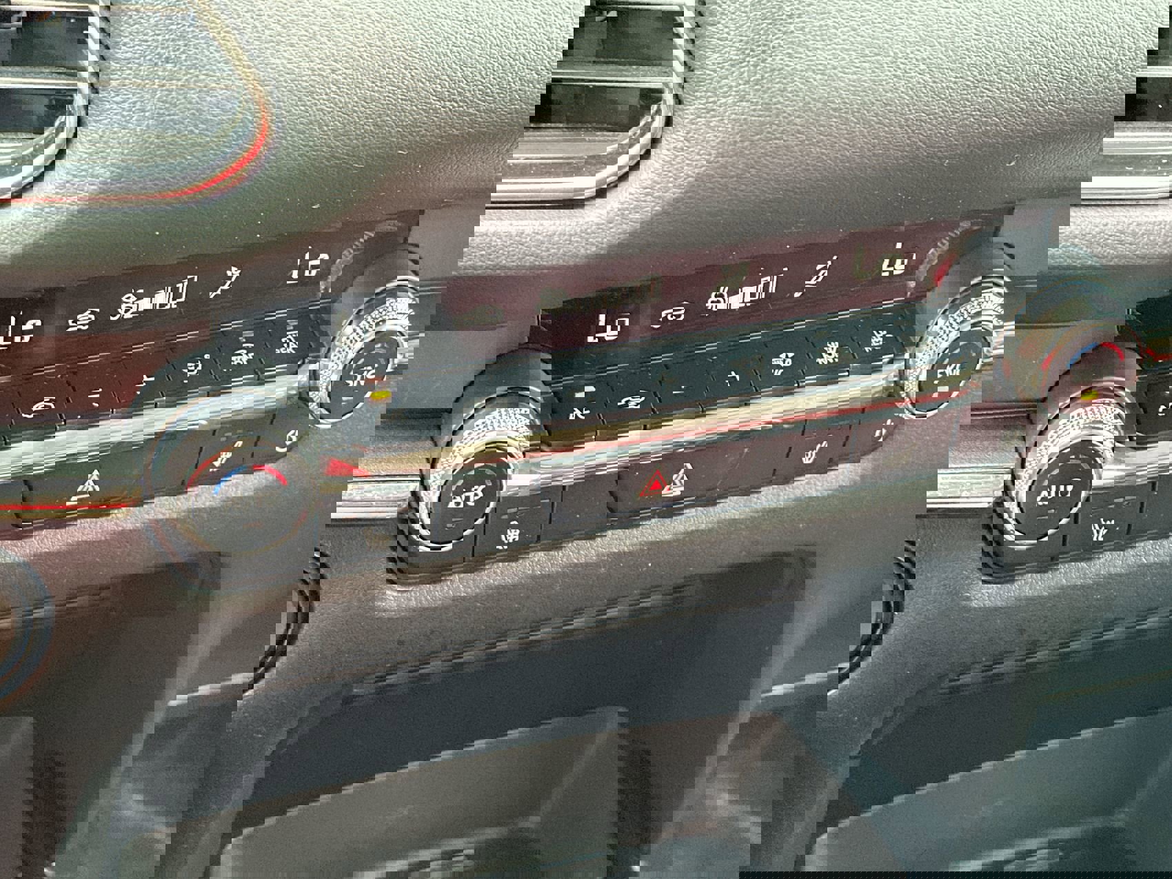 2024 Mazda CX-30 2.5 S Carbon photo 17