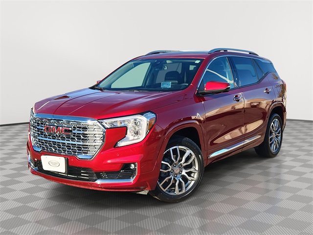 2023 GMC Terrain Denali's photo