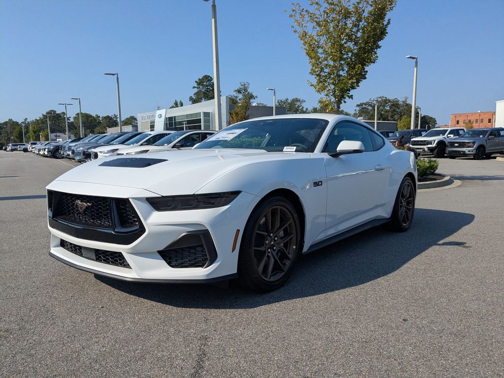 2025 Ford Mustang GT photo 8