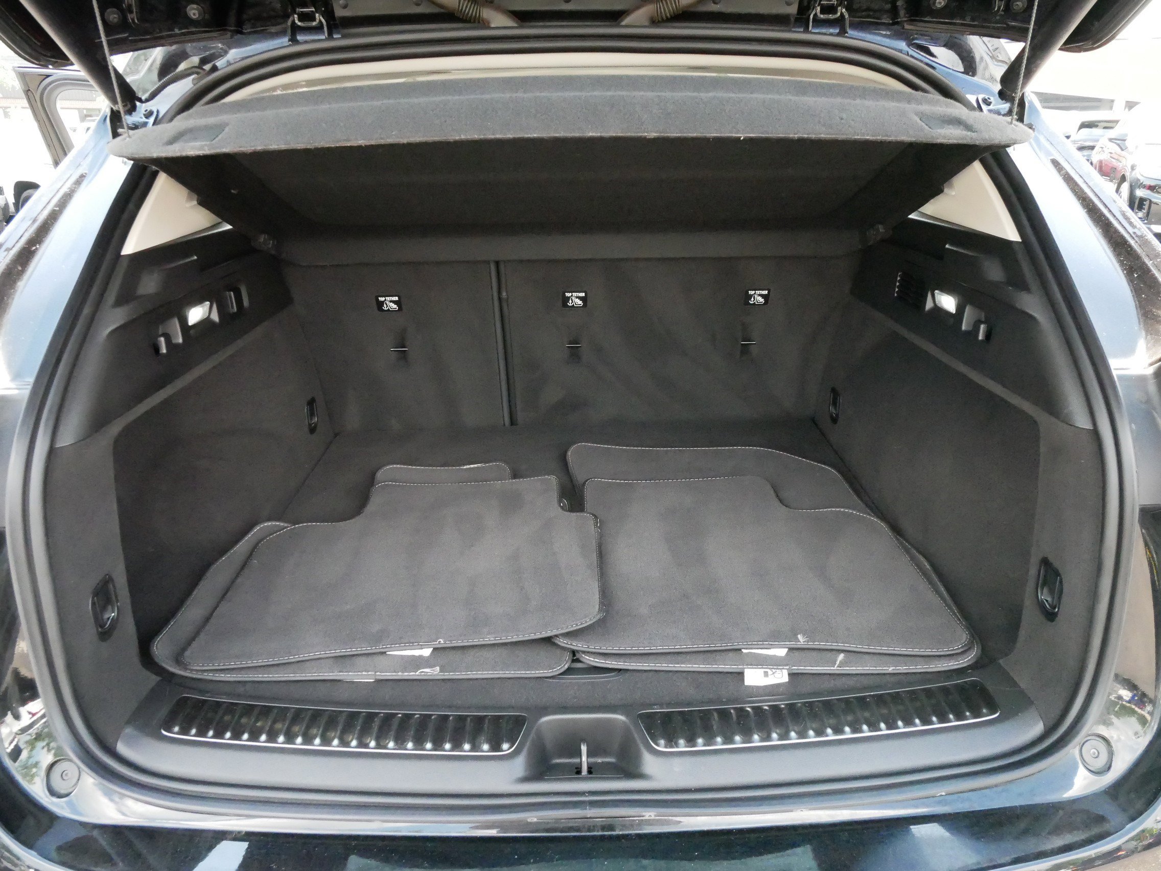 2021 Buick Envision Essence photo 18