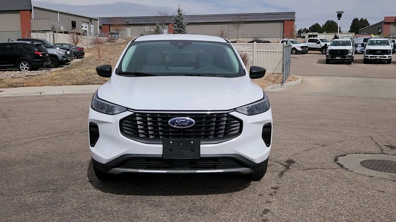 2025 Ford Escape Active photo 2