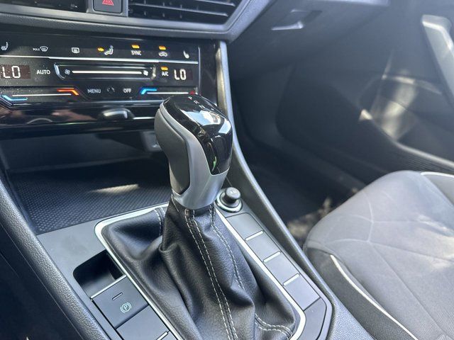 2025 Volkswagen Jetta 1.5T Sport photo 11