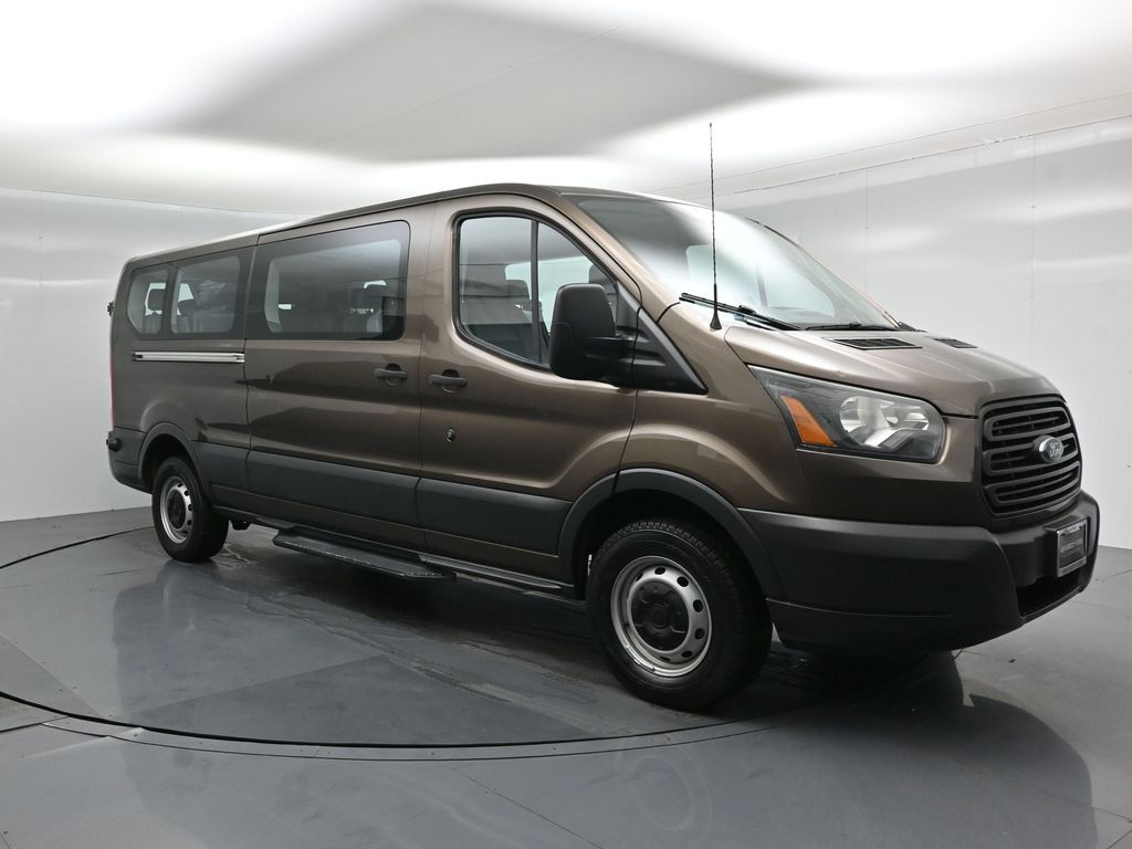 2016 Ford Transit XL's photo