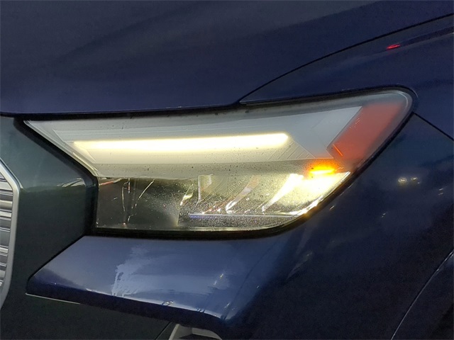 2023 Audi Q4 40 E-tron Premium Plus photo 5