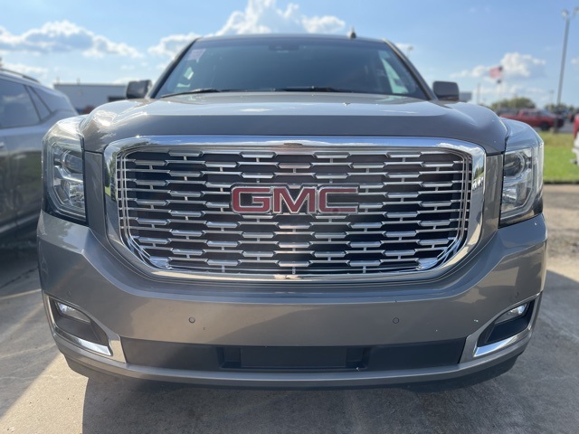 2019 Gmc Yukon Denali photo 2