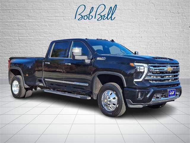 2024 Chevrolet Silverado 3500HD High Country's photo