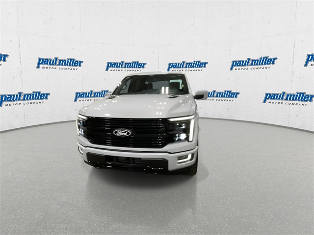 2025 Ford F-150 Platinum photo 4