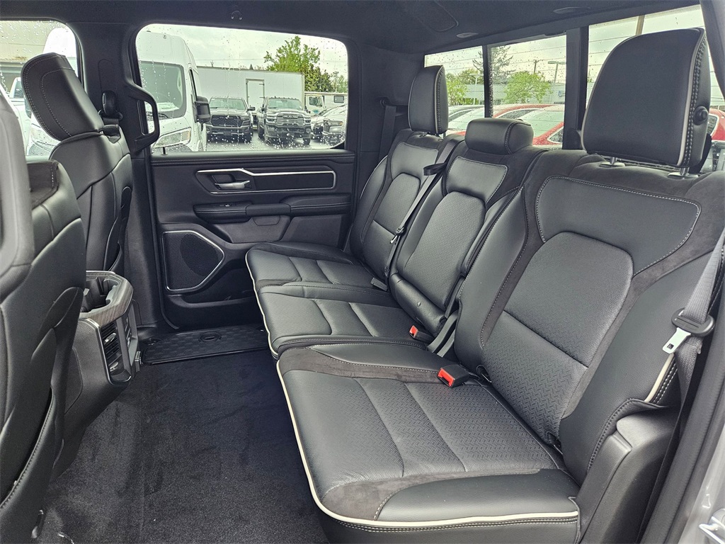 New 2025 Billet Silver Metallic Clear-Coat Exterior Paint RAM Laramie image 15