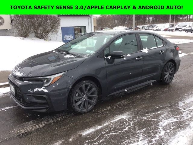 2024 Toyota Corolla SE's photo