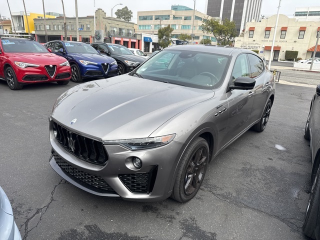 2022 Maserati Levante Modena photo 2