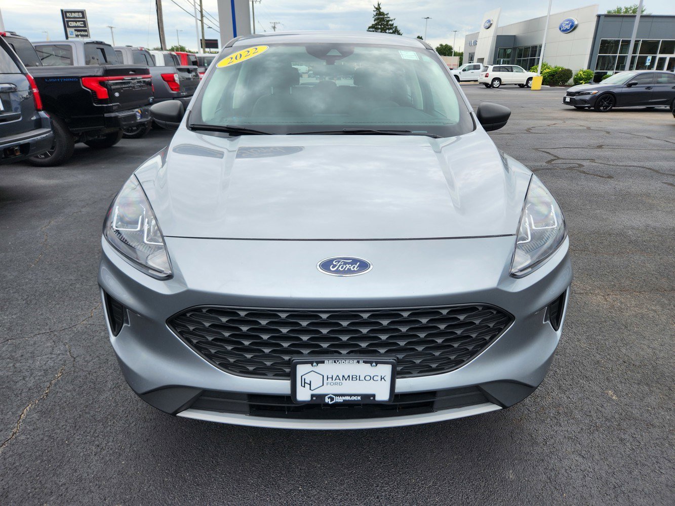 2022 Ford Escape S photo 3