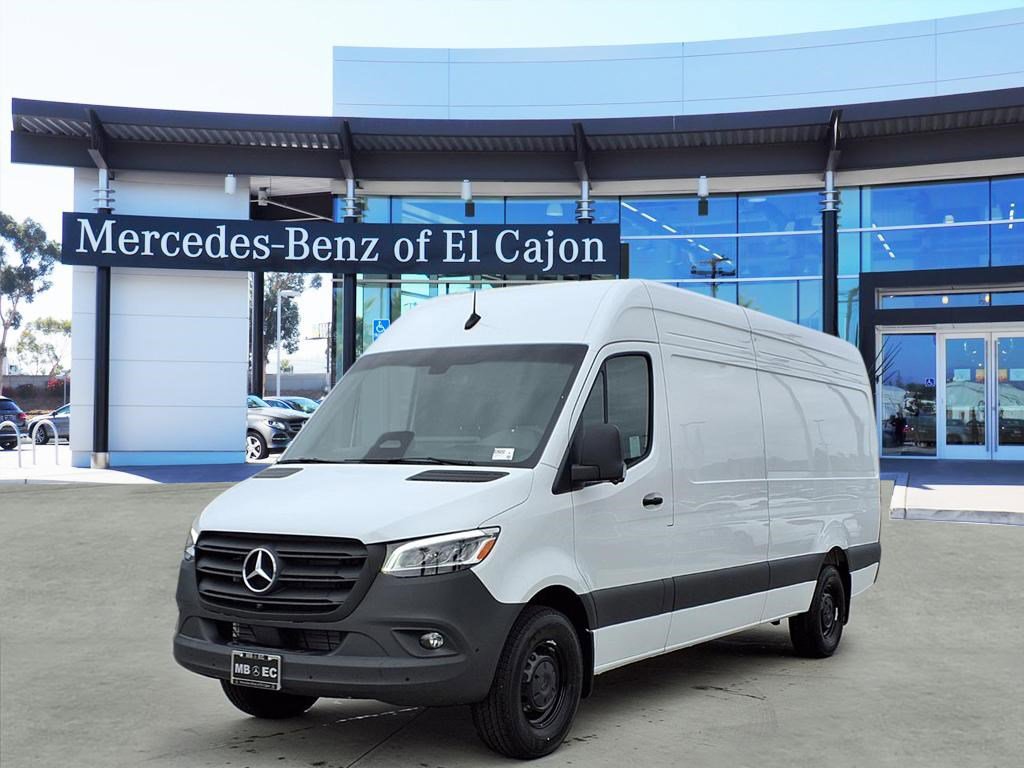 2026 Mercedes-Benz Sprinter Cargo Van Base's photo