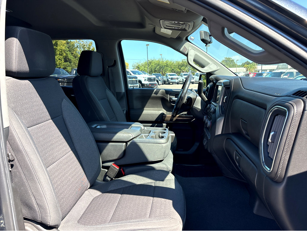 2021 Chevrolet Silverado 1500 LT photo 11