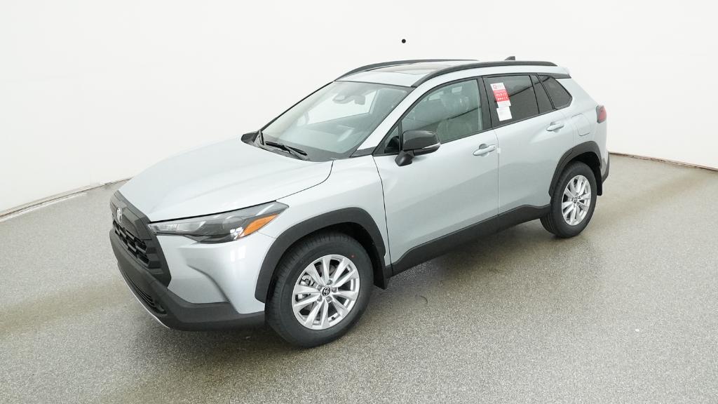 2026 Toyota Corolla Cross LE's photo