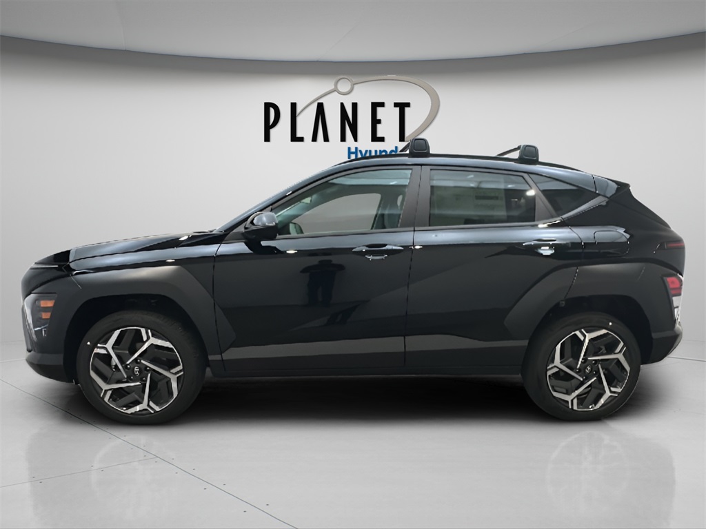 2026 Hyundai Kona SEL photo 2