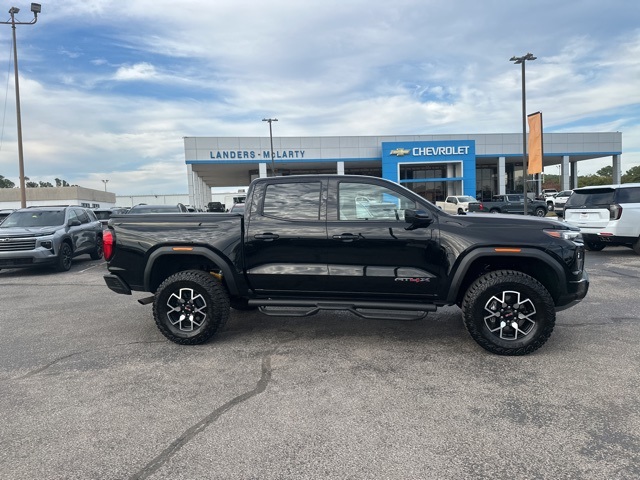 2024 Gmc Canyon AT4X photo 2