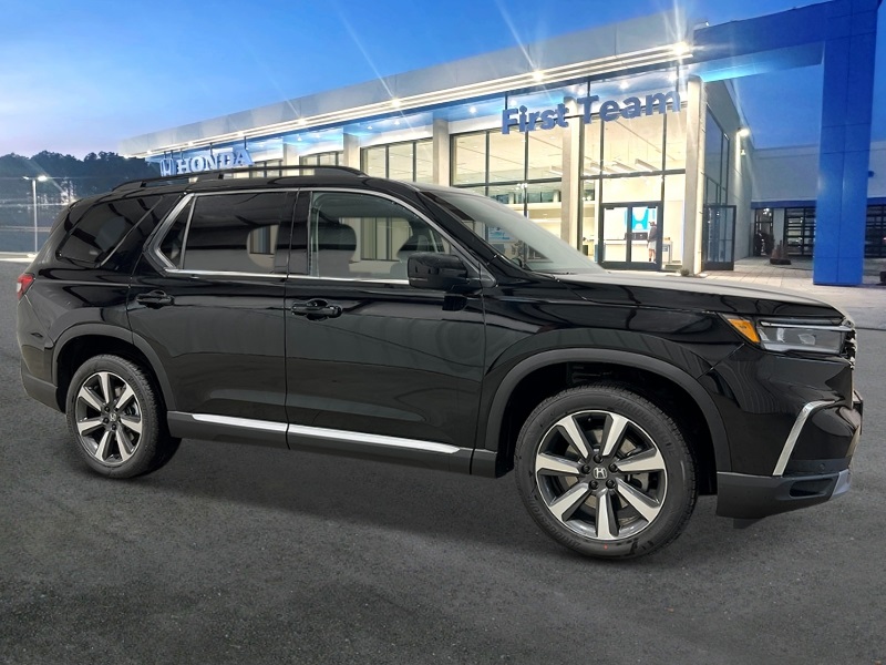 2025 Honda Pilot Touring photo 7