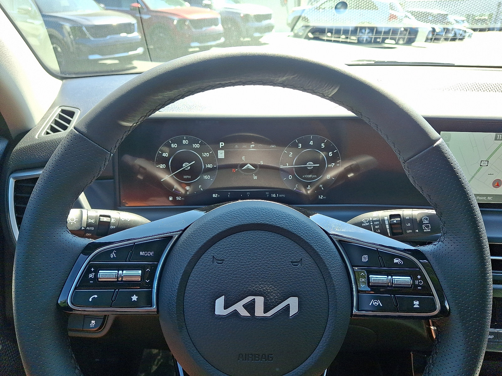 2026 Kia Seltos SX photo 9