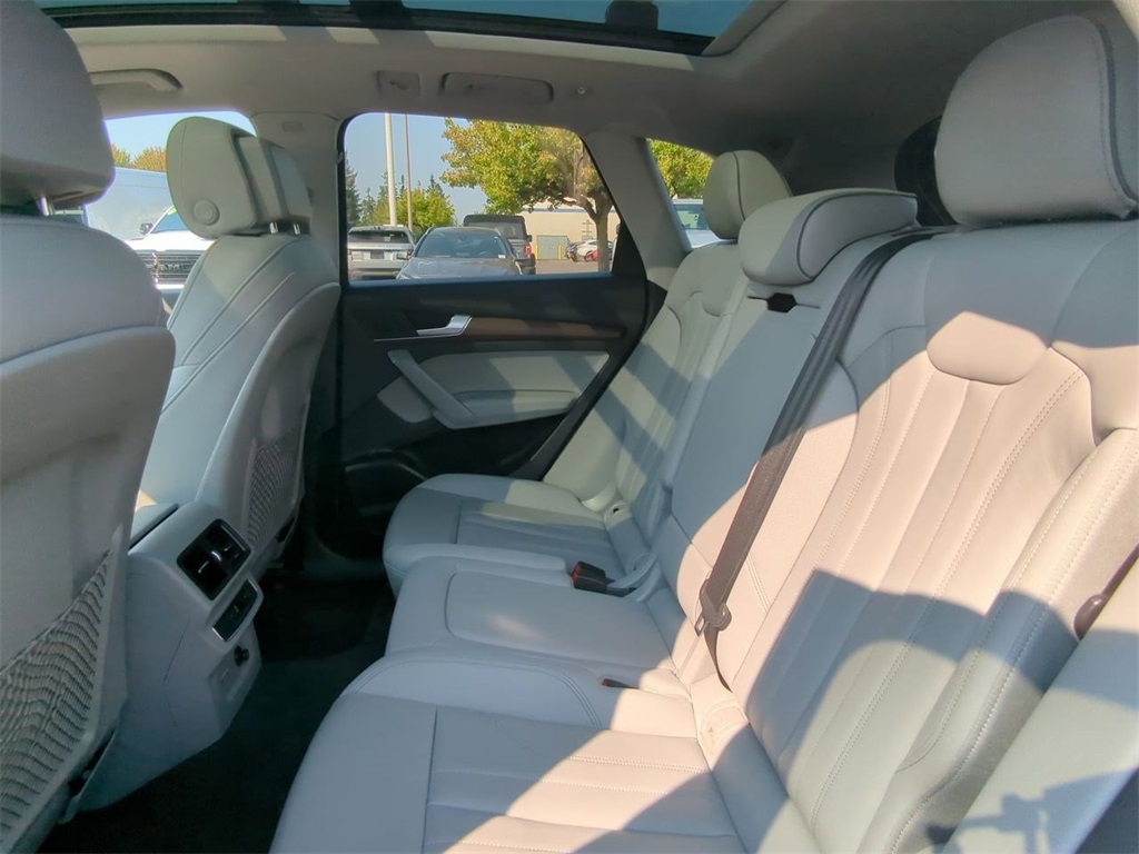 2024 Audi Q5 45 S line Premium photo 22