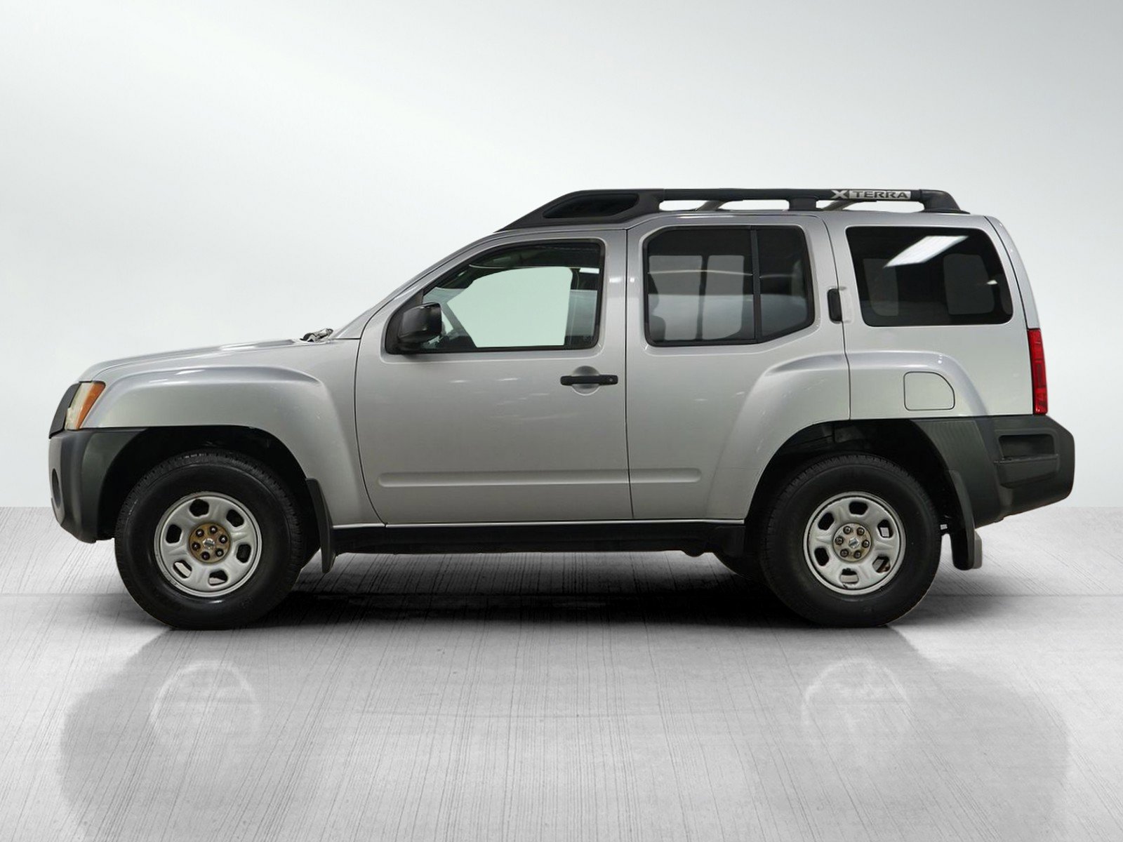 Used 2007 Nissan Xterra X with VIN 5N1AN08W97C508678 for sale in Wayzata, Minnesota