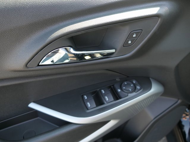 2026 Chevrolet Trax LS photo 11